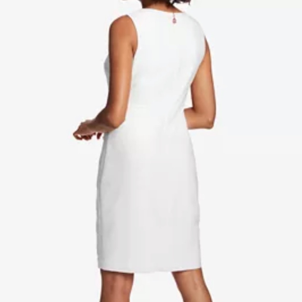Tommy Hilfiger
Textured Sheath Dress